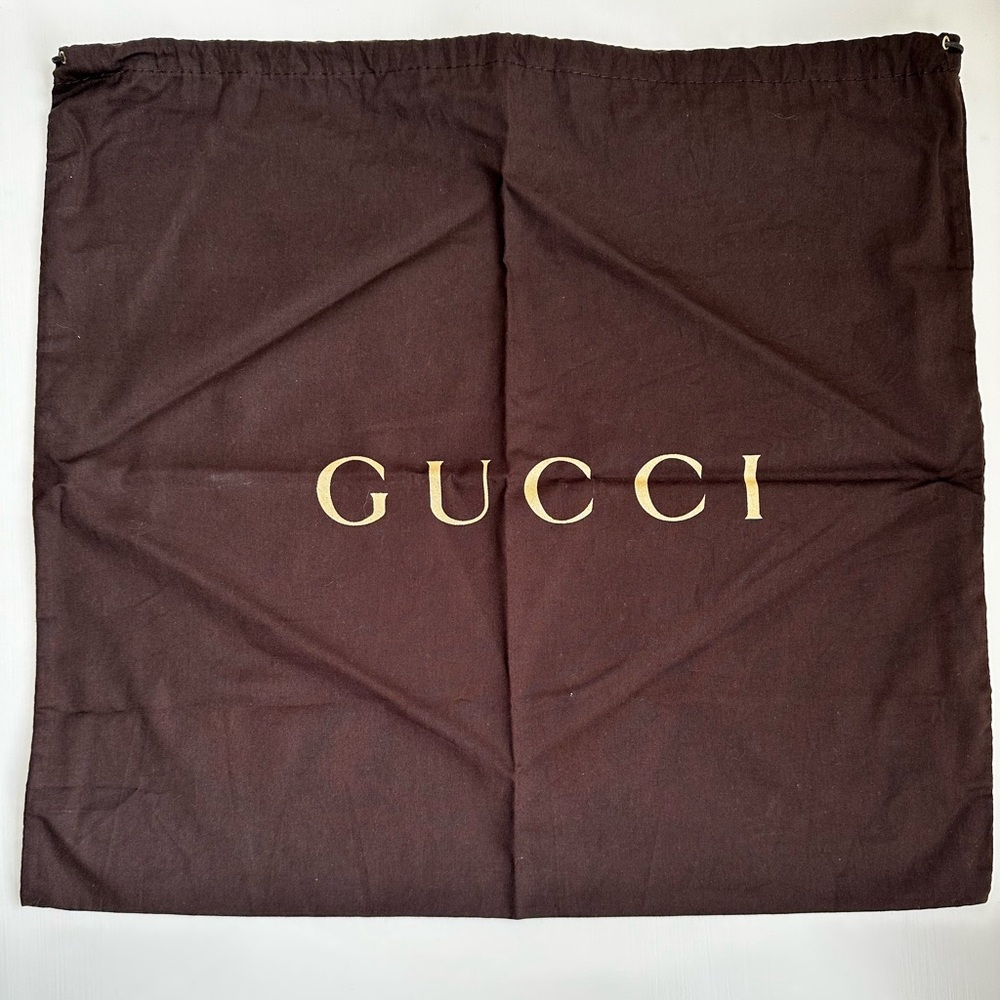 Gorgeous Gucci Python Handbag - Picture 12 of 13